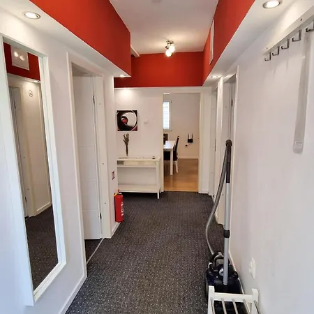 Neptune Apartman *
