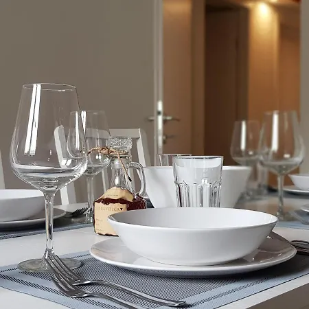 Neptune Apartment *