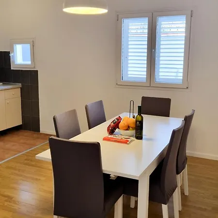 Apartment Neptune Vrboska